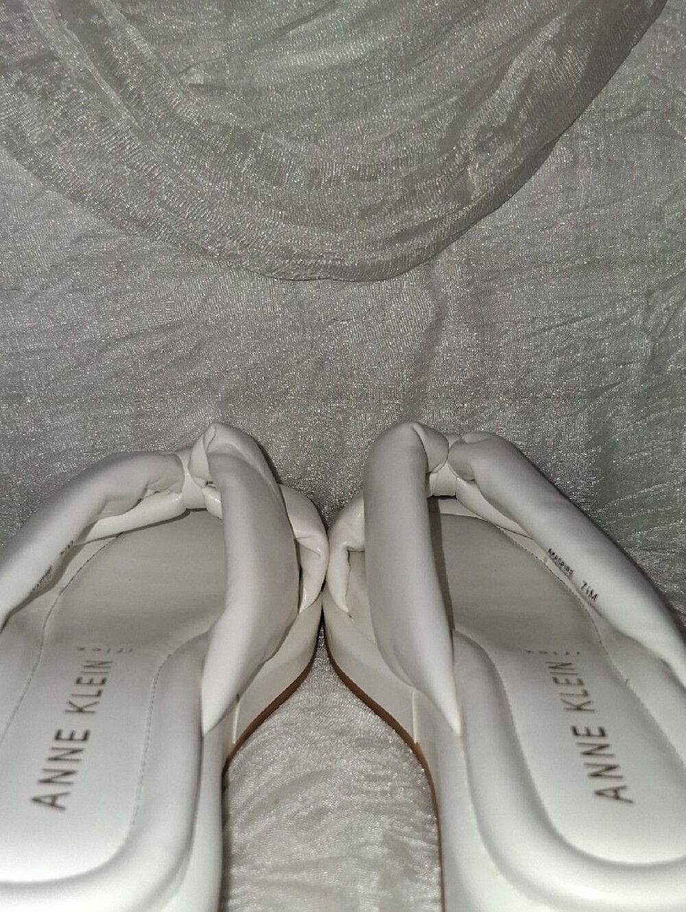 Anne Klein White Knotted Slide Mules - Picture 3 of 7